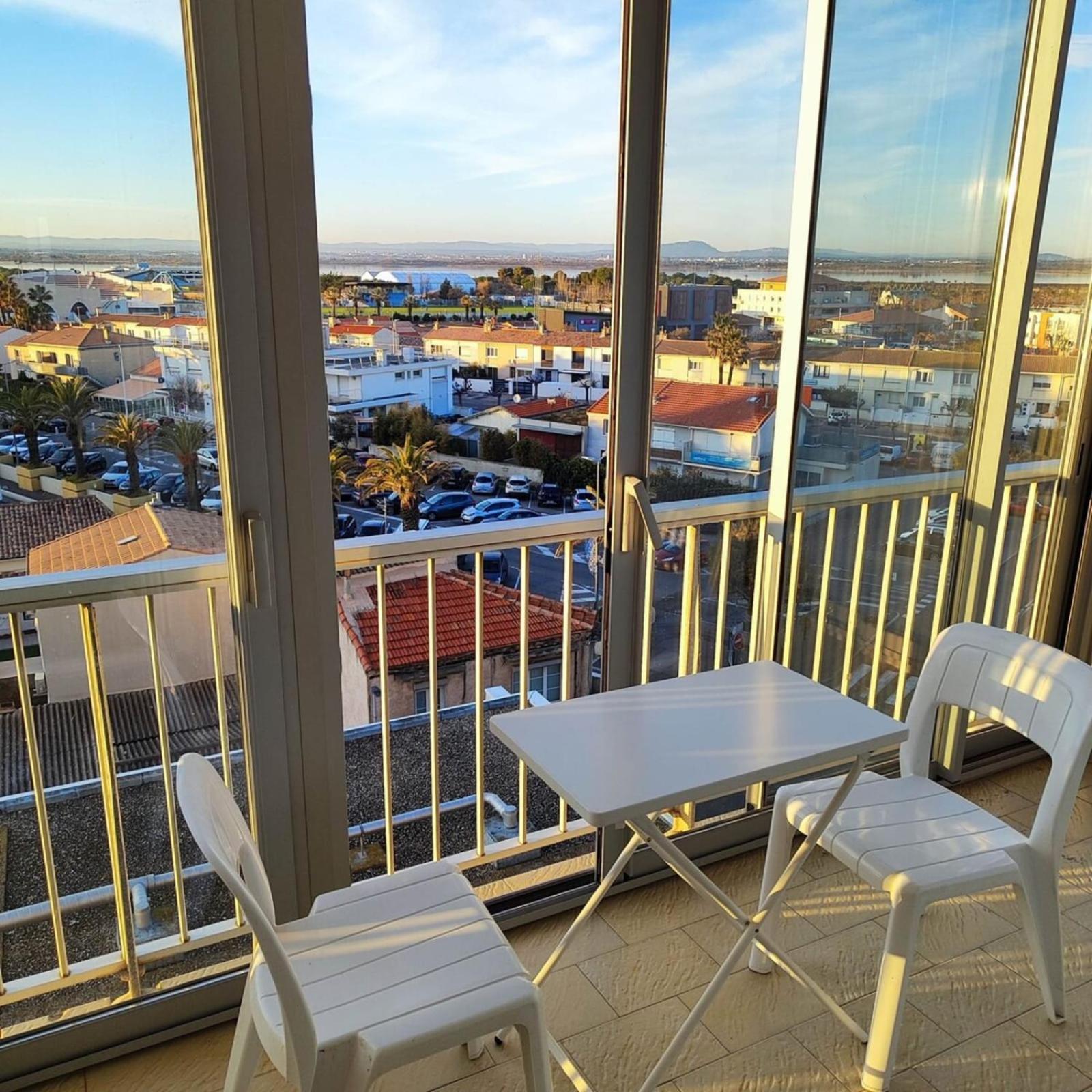 Le Traversant- View And Seaside With Air Conditioning! 팔라바 레 플로 외부 사진